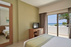 Atlantica Amalthia Beach Hotel