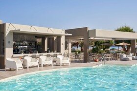 Atlantica Amalthia Beach Hotel