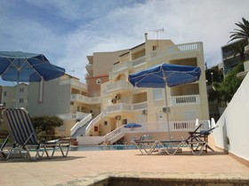 Apelia Hotel