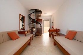 Apelia Hotel