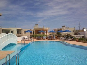 Apelia Hotel