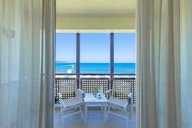 Giannoulis Santa Marina Plaza