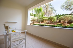 Giannoulis Santa Marina Plaza