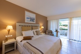 Giannoulis Santa Marina Plaza