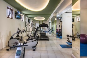 Oscar Suites & Village