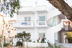 Papidakis Studios
