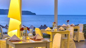 Santa Marina Beach Hotel