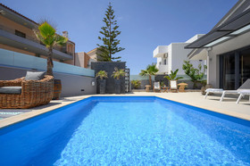 Sun Ray Beach Life Villa
