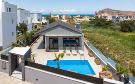Sun Ray Beach Life Villa