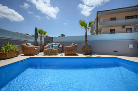 Sun Ray Beach Life Villa