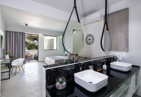 xSuites
