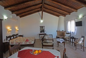 Vrachos Villas