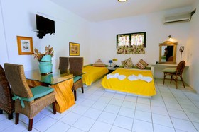 Aquarius Exclusive Hotel
