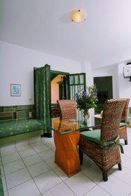 Aquarius Exclusive Hotel