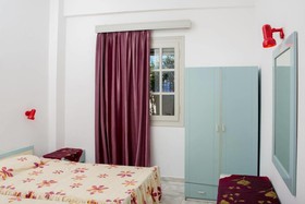 Evita Beach Apartments