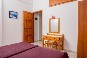 Evita Beach Apartments