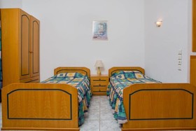 Evita Beach Apartments