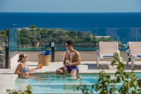 Irida Hotel