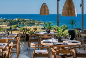 Irida Hotel