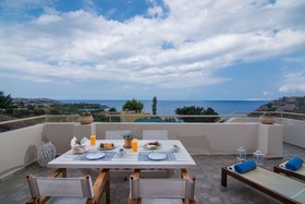 Irida Hotel