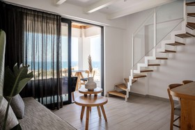 Irida Hotel