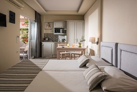 Irida Hotel