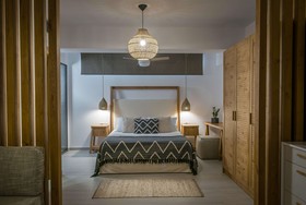 Irida Hotel