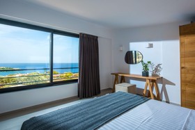 Irida Hotel