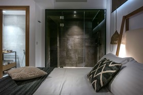 Irida Hotel