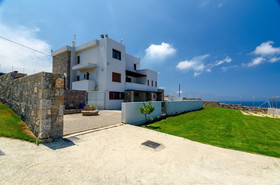 Med Luxury Villa