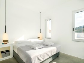 Paradiso III