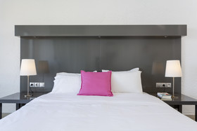 Peninsula Resort & Spa
