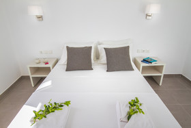 Peninsula Resort & Spa