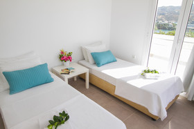 Peninsula Resort & Spa