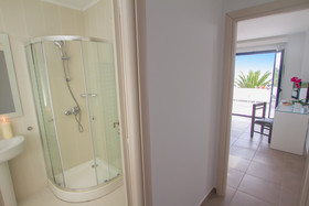 Peninsula Resort & Spa