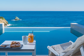 Peninsula Resort & Spa