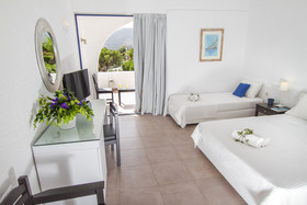 Peninsula Resort & Spa