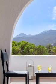 Peninsula Resort & Spa