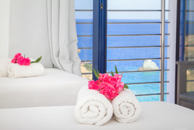 Peninsula Resort & Spa