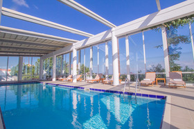 Peninsula Resort & Spa
