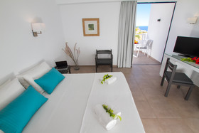 Peninsula Resort & Spa