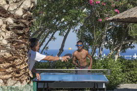 Peninsula Resort & Spa