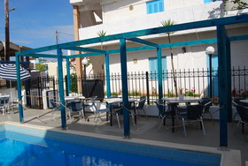 Renia Hotel