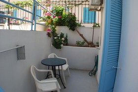 Renia Hotel