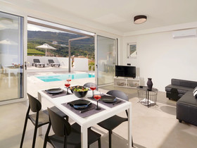 Villa Paradiso IV