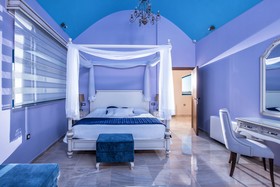 Wine Dark Sea Villa Santorini