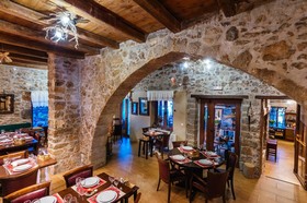 Vasilikata Guesthouse