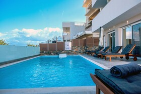 Ammos Lux Apartments
