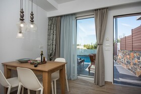 Ammos Lux Apartments