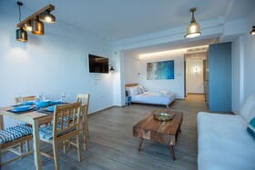 Ammos Lux Apartments